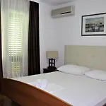 City Center Apartments Miro